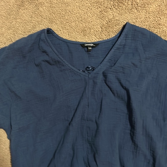 Crop top - Picture 3 of 3